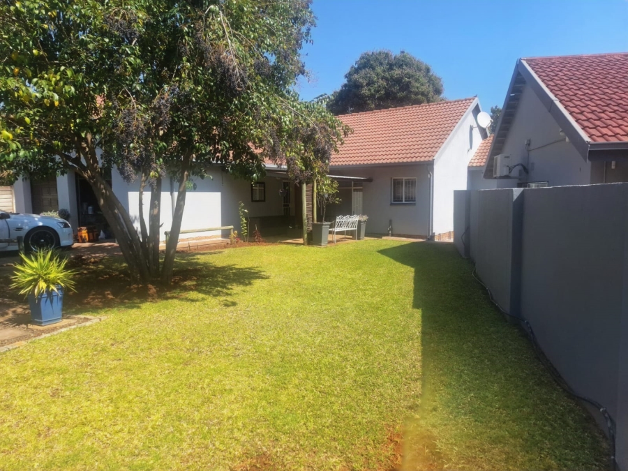 7 Bedroom Property for Sale in Bodorp North West